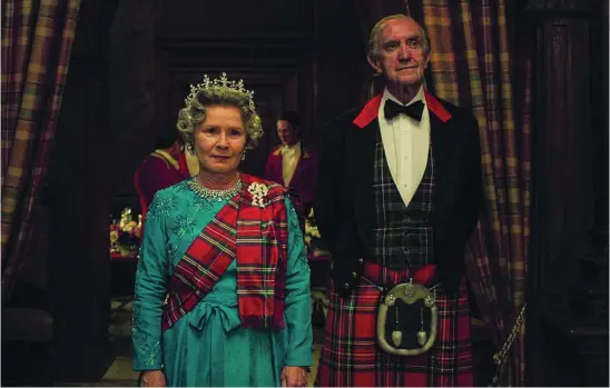  ?? NETFLIX ?? Imelda Staunton y Jonathan Pryce se incorporan a la serie como la Reina Isabel II y su marido, el príncipe Felipe