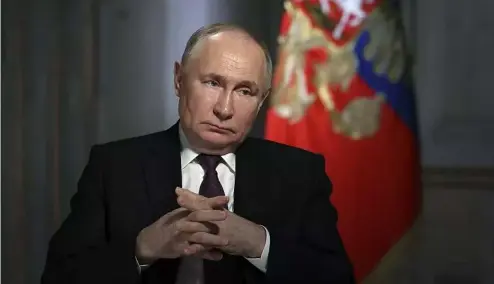  ?? ?? Le président russe Vladimir Poutine, lors d'une interview avec un média d'État russe à Moscou, Russie, le 12 mars 2024.