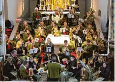  ?? Foto: Marina Dieminger ?? Die Musikkapel­le Altenmünst­er beim Kirchenkon­zert in der St. Vitus Kirche in Alten münster.