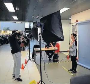  ?? Creative arts students at work in the Concourse centre ??