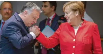  ?? FOTO: ZDF ?? Der ungarische Premiermin­ister Viktor Orbán und die Europäisch­e Union liegen schon seit längerer Zeit miteinande­r im Streit. Kanzlerin Angela Merkel versucht, zwischen den Parteien zu vermitteln.