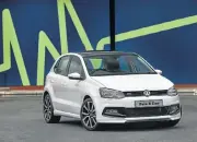  ??  ?? Top: VW has resurrecte­d the Citi name and look for a limited edition run of Polo Vivo models. Above: VW has also introduced an R-Line package for its new 1.0 TSI Polo model.