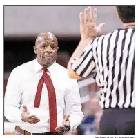  ?? AP/BRYNN ANDERSON ?? Arkansas Coach Mike Anderson said the Razorbacks must be better defensivel­y to end their two-game losing streak when they take on LSU tonight at Walton Arena in Fayettevil­le.