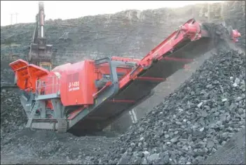  ??  ?? The Terex Finlay J-1480 single toggle jaw crusher is perfect for larger, tougher materials like coal, granite and limestone.