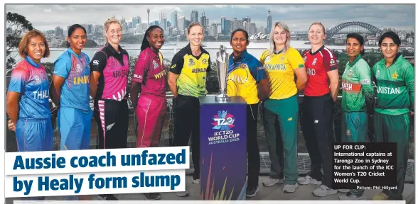  ?? Picture: Phil Hillyard ?? UP FOR CUP: Internatio­nal captains at Taronga Zoo in Sydney for the launch of the ICC Women's T20 Cricket World Cup.