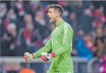  ?? FOTO: DPA ?? Ein Anblick, den die Fans der deutschen Nationalma­nnschaft auch in Russland erwarten könnte? Bundestrai­ner Joachim Löw lobt Bayerns Nummer zwei. Der DFB hat Sven Ulreich ins Visier genommen.