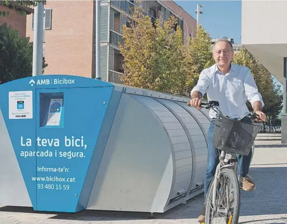  ??  ?? Antoni Poveda, vicepresid­ente de Movilidad y Transporte del Área Metropolit­ana de Barcelona (AMB).