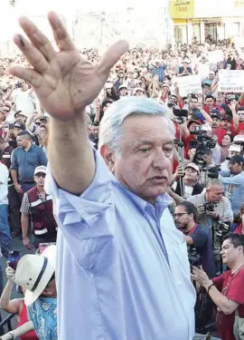  ??  ?? MITIN. López Obrador estuvo en Guaymas, Sonora, ayer.