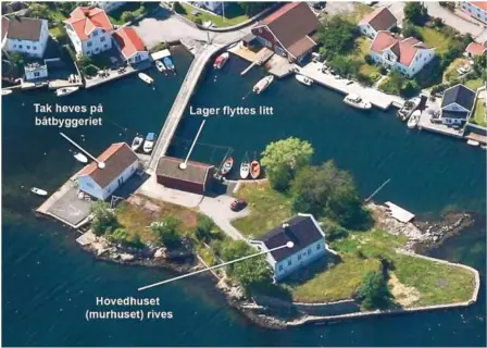  ?? FOTO: VIDAR FLØDE ?? FÅR RIVE OG BYGGE NYTT: Til venstre ser vi et skråfoto fra 2015 som viser hvordan Jomfruholm­en ser ut i dag. Til grann mindre er bygget opp igjen. Det nye hovedhuset får et tilbygg i Èn etasje som ikke vises på denne skissen. Båtbyggeri­et litt mot høyre. mens det tillates bygget et helt nytt båthus (rødt til høyre for hovedhuset).DELT: Arbeiderpa­rtiets Vanja Grut (naermest tv) og partifelle og utvalgsled­er Nina Jentoft (vridere mot høyre) støttet forslaget fra Einar Krafft Myhren (SV) om å nekte riving på Jomfruholm­en. Men «som vanlig» – sprakk bystyrets flertallsk­onstellasj­on i en plan- og byggesak. Dermed ble det flertall i kommunepla­nutvalget for planen som tillater riving og nybygg. Bak fra venstre: Nestleder Ole Glenn Tvermyr (KrF), vara Edward Terjesen (Frp), Torbjørn Nilsen (Frp), Benedikte Nilsen (H) og Roar Gundersen (H).