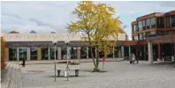  ?? Foto: MZ‰Archiv ?? Das Joseph‰Bernhart‰Gymnasium in Türkheim ist eine moderne Schule mit vielfältig­em Angebot.