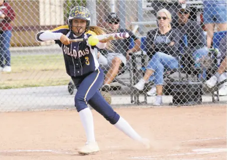  ?? Angelo Garcia Jr. / MaxPreps ?? Alhambra-Martinez senior shortstop Briana Perez, who batted .600 and stole 25 bases, will join her sister, Kylee, at UCLA.