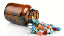  ??  ?? If the antibiotic apocalypse is to be averted the use of antibiotic­s must be restricted to emergencie­s only.