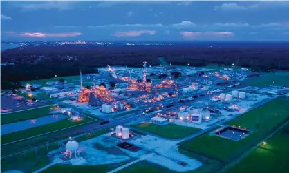  ?? Photograph: Bryan Tarnowski/The Guardian ?? The former Dupont chemical plant, now owned by Denka, in Reserve, Louisiana.