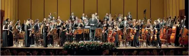  ??  ?? La Cherubini L’orchestra Giovanile Luigi Cherubini è stata fondata da Riccardo Muti nel 2004. E con la Cherubini il direttore aprirà Ravenna e chiuderà Spoleto