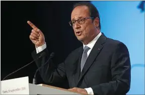  ??  ?? François Hollande a fait son discours à la salle Wagram, à Paris, jeudi.