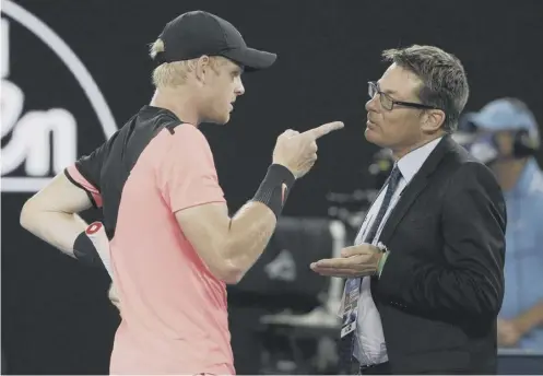  ??  ?? 0 Britain’s Kyle Edmund argues with assistant tournament referee Andreas Egli during semi-final loss to Croatia’s Marin Cilic.