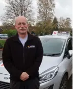  ??  ?? NEW ROUTE: Driving instructor Keith Gambles has made a number of covid-safe changes