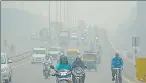  ?? HTFILE ?? ■
■ Smog has engulfed many UP cities in recent days.