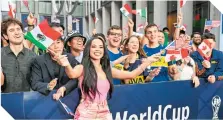  ?? ?? La cantante Becky G. fue parte de la presentaci­ón de FIFA.