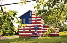  ?? Jeff Swenson / New York Times ?? Presidenti­al candidate Donald Trump’s “Make America Great Again” message resonates with many in predominan­tly white rural and former industrial areas, as a house in Unity Township, Pa., demonstrat­es.