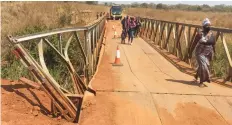  ?? MAVITIDI MULAZA | EDIÇOES NOVEMBRO ?? Ponte metálica sobre o rio Luconha necessita de obras