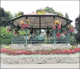  ??  ?? ■ The bandstand in Queen’s Park, Loughborou­gh.
