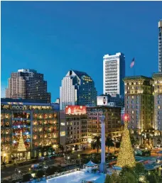  ?? ?? The Westin St. Francis is convenient for guests to enjoy the 30,000 ligh Christmas tree, skating on the seasonal ice rink and shopping at Macy’