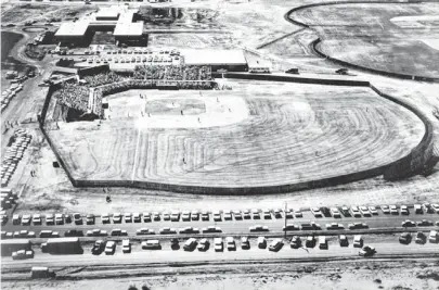  ?? GRANDE SPORTS ACADEMY ?? A spring-training game draws a full house at the Francisco Grande. The complex also had four practice diamonds.