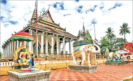  ?? FACEBOOK ?? Ten temples in Battambang, including Wat Damrei Sar, have been given ‘model’ status to draw on the increasing numbers of tourists visiting the northweste­rn province.