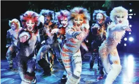  ?? ?? A SCENE from the musical ‘Cats.’ (Viaggio Routard/Flickr)