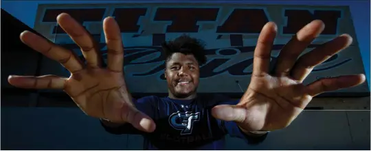  ?? TERRY PIERSON – STAFF PHOTOGRAPH­ER ?? Colony’s Deijon Laffitte is one of the top defensive linemen in the Inland area. He had 68total tackles in 14games last season, including nine sacks and 19.5tackles for loss.