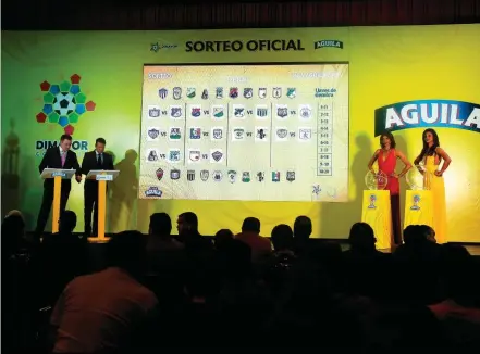  ?? FOTO ?? Imágenes del sorteo que realizó ayer la Dimayor para definir el calendario de cada uno de sus torneos en el año del Mundial de Rusia. No habrá clásicos regionales en la Liga.