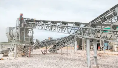  ?? CORTESÍA: BACANORA LITHIUM ?? La planta piloto en Hermosillo produce muestras de carbonato de litio de grado de batería de alta calidad