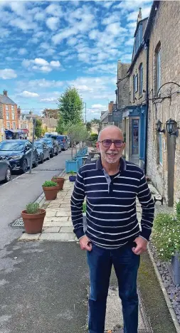  ?? Picture: Helen Gadd ?? Stow Civic Society member David Germaney outside his home in Sheep Street