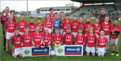  ??  ?? Scoil an Teaghlaigh Naofa, An Ráth Mhór Allianz Cumann na mBunscol Division 3 champions