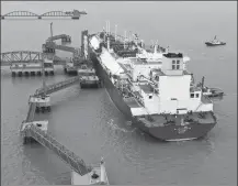  ?? JIN TIAN / FOR CHINA DAILY ?? A liquefied natural gas vessel docks at Rudong, Jiangsu province.