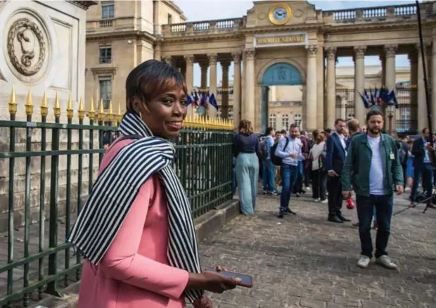  ?? Christophe Petit Tesson/epa ?? Rachel Keke arriveert bij het parlements­gebouw in Parijs.