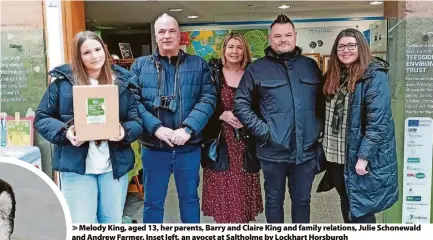  ?? ?? > Melody King, aged 13, her parents, Barry and Claire King and family relations, Julie Schonewald and Andrew Farmer. Inset left, an avocet at Saltholme by Lockhart Horsburgh
