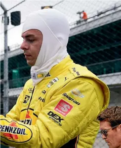  ?? AP ?? Scott McLaughlin, left, joins Kiwi IndyCar veteran Scott Dixon, below, on the grid in Birmingham, Alabama, from tomorrow.