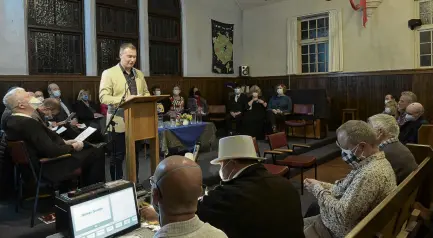  ?? PHOTOS: LINDA ROBERTSON ?? Speaking up . . . Saying his piece during the candidates’ debate at Opoho Presbyteri­an Church last night is Dunedin City Council candidate Nathan Gordon.
