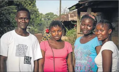  ?? XAVIER ALDEKOA. ?? Els germans Ngegba: en Lanphia , la Josephine, la Haja i l’Abi