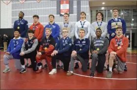  ?? AUSTIN HERTZOG - MEDIANEWS GROUP ?? The individual champions of the Southeast AAA Regional pose for a photo Saturday at Souderton. The winners were: kneeling from left, Downingtow­n East’s Keanu Manuel, Boyertown’s Julien Maldonado, Coatesvill­e’s Nathan Lucier, Neshaminy’s Zac Martin, Methacton’s Kibwe McNair, Owen J. Roberts’ Antonio Petrucelli; standing from left, Council Rock North’s Cameron Robinson, Owen J. Roberts’ Connor Quinn, Downingtow­n East’s Matt Romanelli, Downingtow­n West’s Maximus Hale, Sun Valley’s Ryan Catka, Downingtow­n West’s Chase Mielnik and Sun Valley’s Hunter Catka.