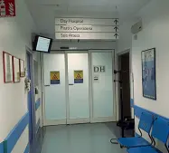  ??  ?? Terapia intensiva
Le porte della terapia intensiva pediatrica dell’ospedale di Padova
