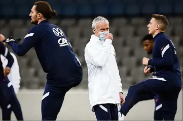  ?? (Photos AFP) ?? Didier Deschamps va faire tourner son équipe, cet après-midi, face au Kazakhstan, que les Bleus affrontent pour la première fois.