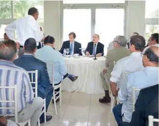  ?? D. P ?? El presidente Danilo Medina se reunió con desarrolla­dores de Ciudad Juan Bosch.