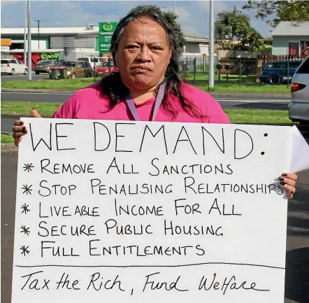  ?? CHRIS HARROWELL/STUFF ?? South Auckland woman Kathleen Paraha was among the dozens of people who went along to the Government’s welfare expert advisory group public consultati­on in Mangere yesterday.