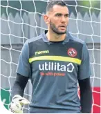  ??  ?? United keeper Deniz Mehmat