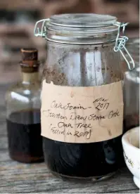  ??  ?? A jar of bark tannin extracted from a locally felled oak.