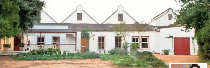  ??  ?? TRADITION MEETS INNOVATION: The tasting centre at the Overgaauw estate in the Stellenbos­chkloof.