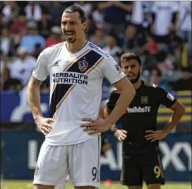  ?? LUIS SINCO / LOS ANGELES TIMES ?? LA Galaxy’s Zlatan Ibrahimovi­c resisted the temptation after retiring from the Sweden national team and will stay with his club during the World Cup.